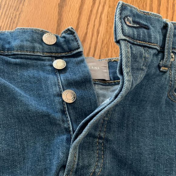 Everlane Medium Wash Denim Shorts - Picture 2 of 5